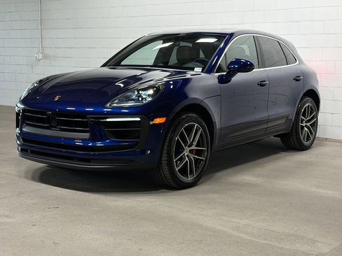 Certified 2026 Porsche Macan S AWD/4WD image 1