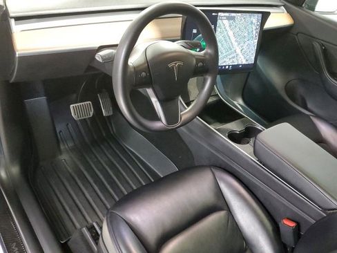 Used 2020 Tesla Model Y Long Range image 14