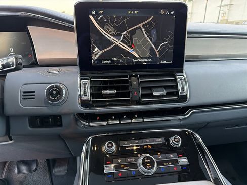 Used 2020 Lincoln Navigator L Black Label image 23