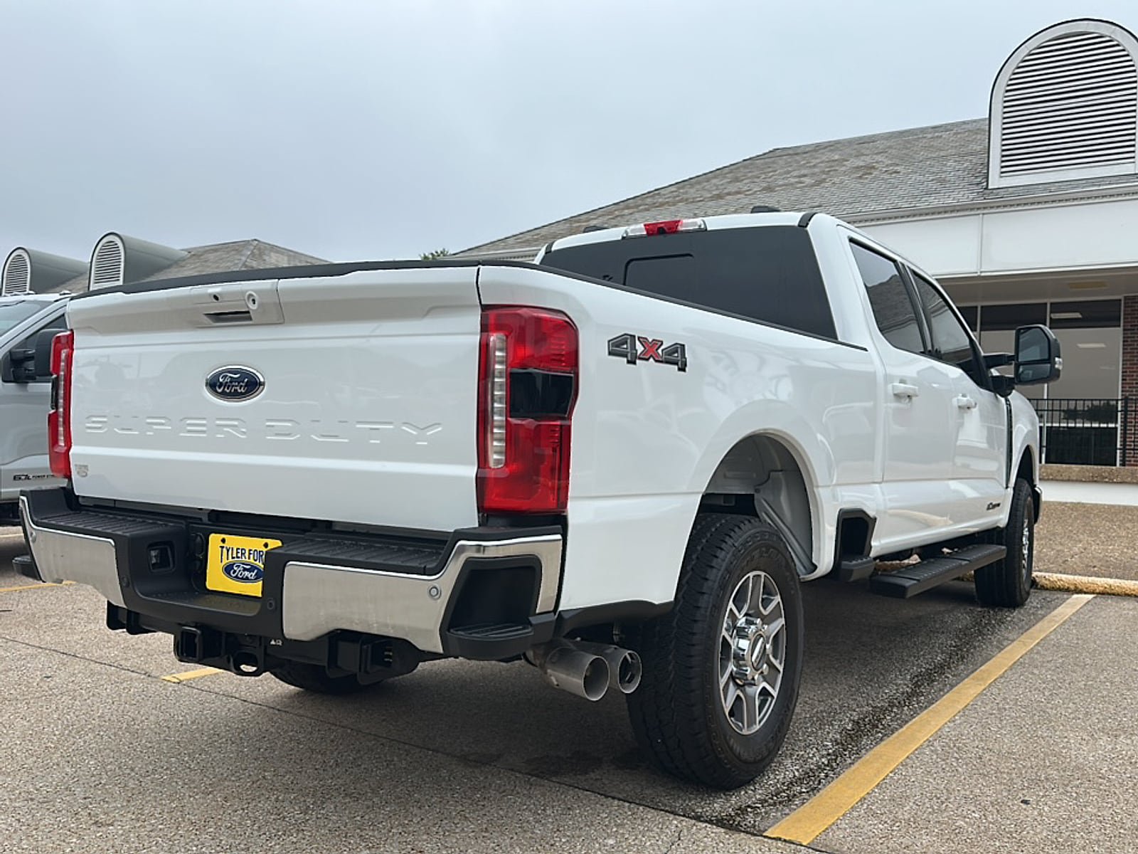 Used 2024 Ford F250 Lariat AWD/4WD image 11