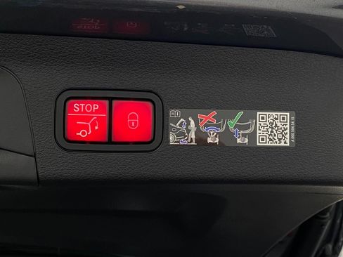 New 2026 Mercedes-Benz GLS 450 4MATIC image 7