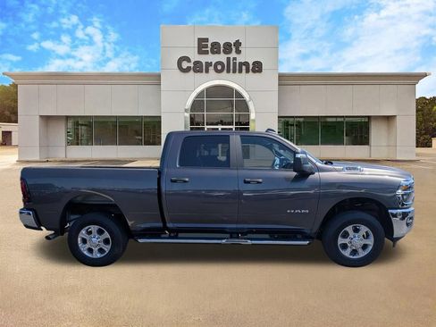 Certified 2026 RAM 2500 Big Horn AWD/4WD image 2