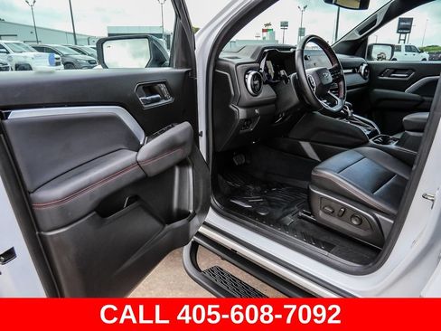 Used 2023 Chevrolet Colorado Z71 w/ Z71 Convenience Package 2 AWD/4WD image 38