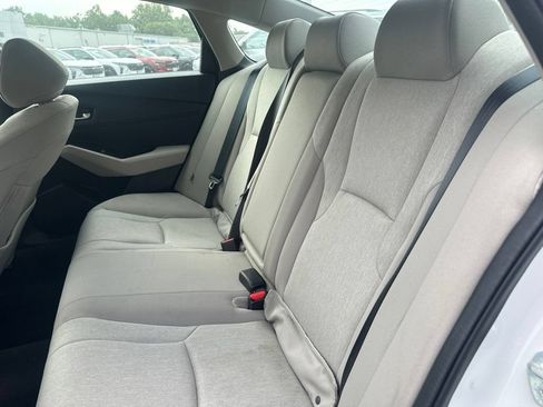 Used 2023 Honda Accord EX image 13