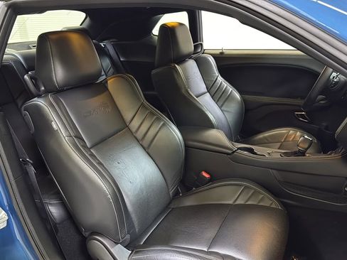 Used 2023 Dodge Challenger SRT Hellcat w/ Harmon/Kardon Sound Group image 23