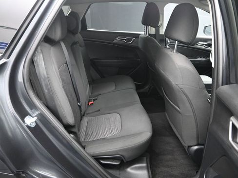 Certified 2023 Kia Sportage LX image 34