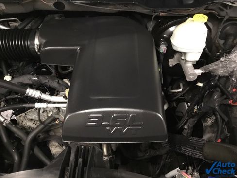 Used 2014 RAM 1500 Tradesman w/ Power & Remote Entry Group image 32