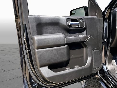 Used 2019 Chevrolet Silverado 1500 Custom Trail Boss w/ Custom Convenience Package AWD/4WD image 21