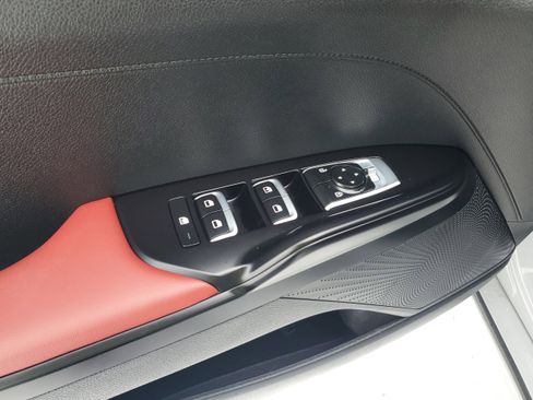 Used 2024 Kia K5 GT-Line image 13