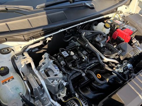 Used 2025 Nissan Kicks SR image 38