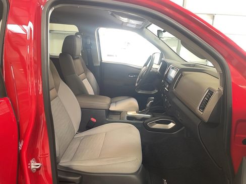 Used 2023 Nissan Frontier SV w/ Technology Package image 20