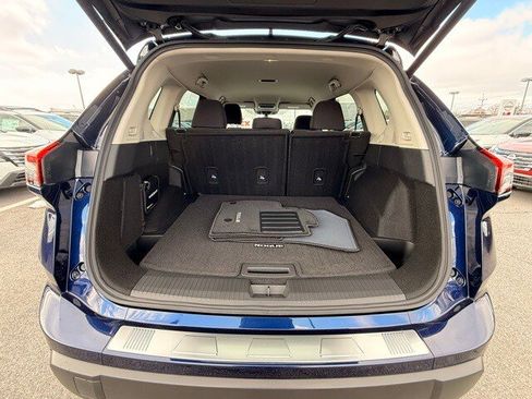 New 2026 Nissan Rogue SV w/ Cold Weather Package image 16