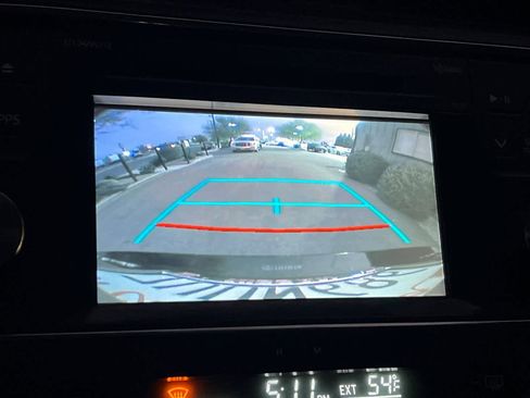 Used 2016 Toyota Avalon Touring image 23