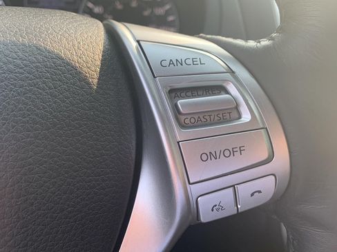 Used 2018 Nissan Altima 2.5 SL FWD image 13