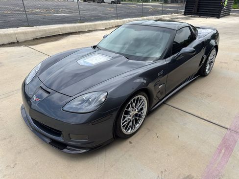 Used 2010 Chevrolet Corvette ZR1 w/ Preferred Equipment Group RWD image 29