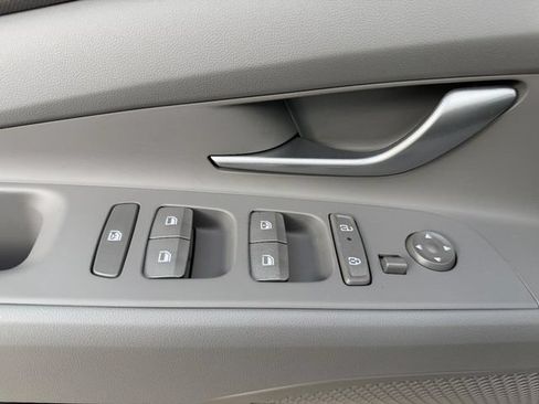 New 2026 Hyundai Elantra Hybrid FWD image 16