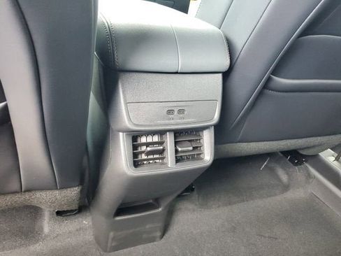 New 2026 GMC Terrain AT4 AWD/4WD image 16
