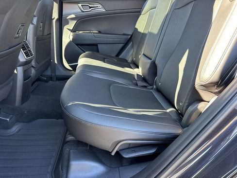 New 2026 Kia Sportage EX w/ EX Panorama Roof Package FWD image 21