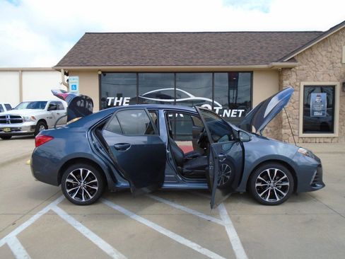 Used 2019 Toyota Corolla SE FWD image 21