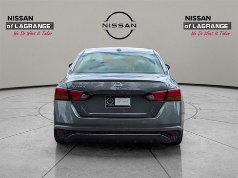 Certified 2025 Nissan Altima 2.5 S image 6