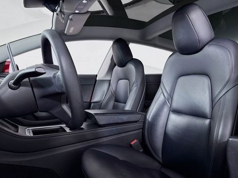 Used 2022 Tesla Model 3 Long Range image 16