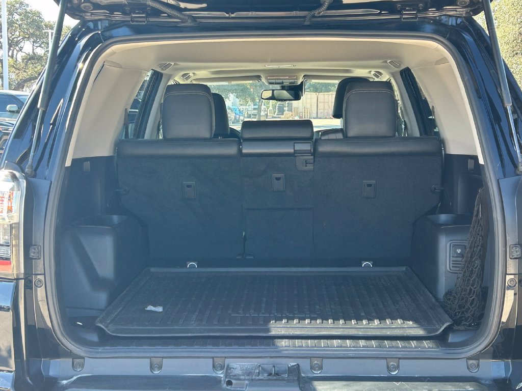 Used 2024 Toyota 4Runner Limited AWD/4WD image 15