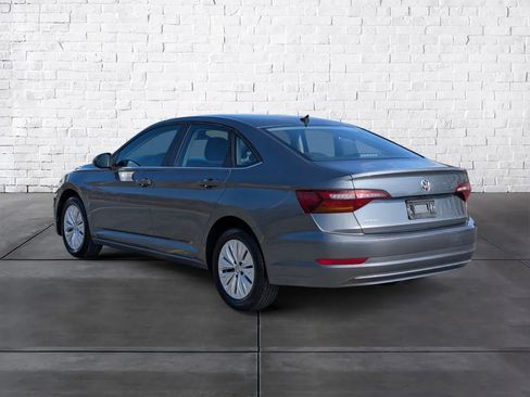 Used 2019 Volkswagen Jetta R-Line image 5