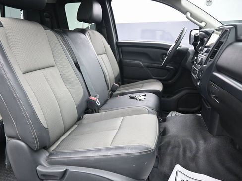 Used 2021 Nissan Titan S w/ S Utility Package image 27