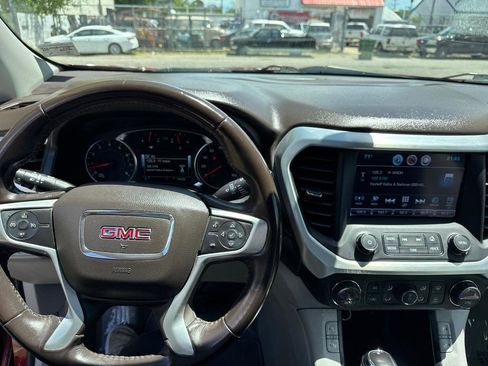 Used 2018 GMC Acadia SLT FWD image 21
