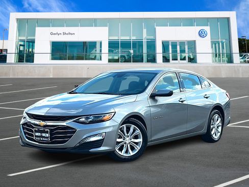 Used 2025 Chevrolet Malibu LT FWD image 1