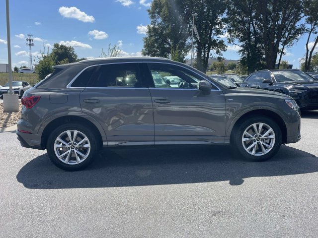 Certified 2025 Audi Q3 2.0T Premium AWD/4WD image 8