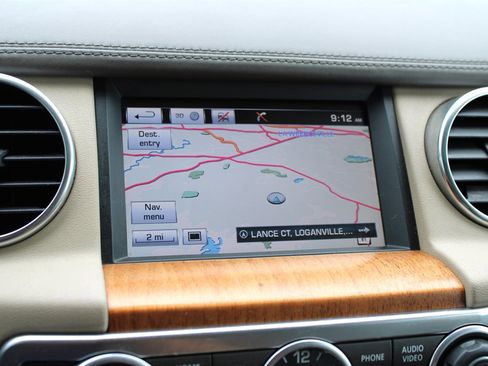 Used 2015 Land Rover LR4 HSE LUX image 28