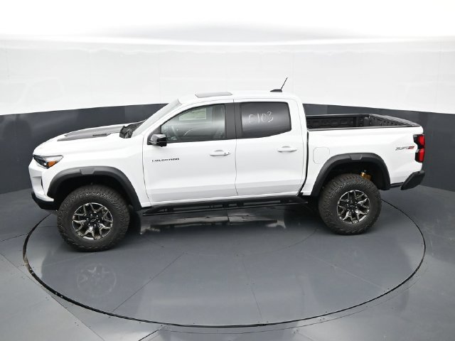 New 2026 Chevrolet Colorado ZR2 w/ Technology Package AWD/4WD image 50