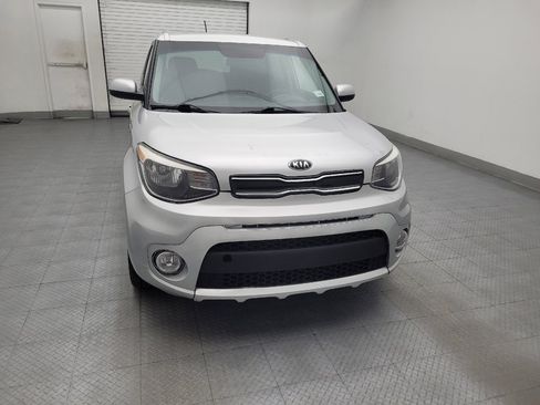 Used 2018 Kia Soul + FWD image 14