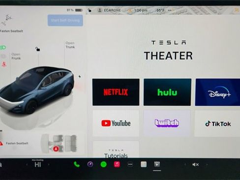 Used 2026 Tesla Model Y Long Range image 47