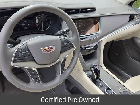 Certified 2023 Cadillac XT5 Premium Luxury FWD image 15