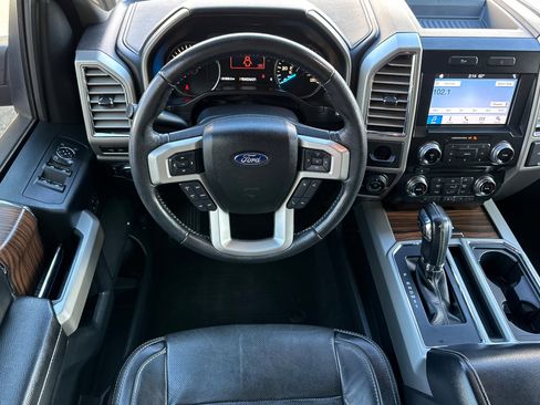 Used 2016 Ford F150 XLT image 16