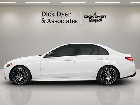 Used 2023 Mercedes-Benz C 300 Sedan image 5
