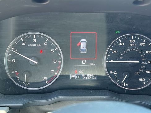 Certified 2024 Subaru Crosstrek 2.5i Limited AWD/4WD image 15