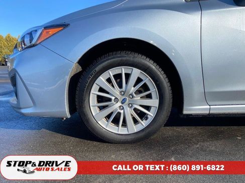 Used 2018 Subaru Impreza 2.0i Premium image 9