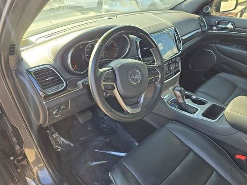 Used 2021 Jeep Grand Cherokee Overland w/ Trailer Tow Group IV image 18