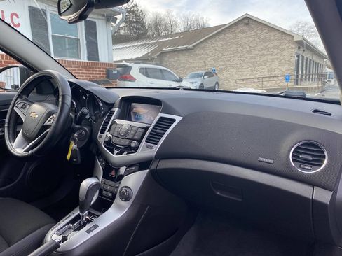 Used 2014 Chevrolet Cruze LT w/ RS Package image 17