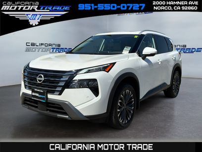 Used 2025 Nissan Rogue SL w/ Tech Package