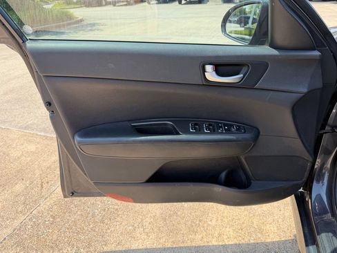 Used 2017 Kia Optima LX FWD image 13