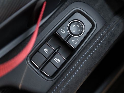 Used 2024 Porsche 718 Cayman GT4 RS w/ Weissach Package image 19