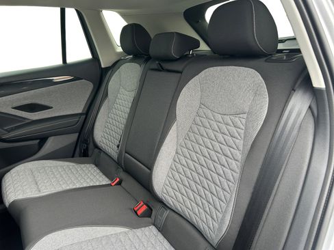 New 2025 Volkswagen Tiguan S image 3