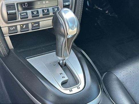 Used 2007 Porsche 911 Turbo AWD/4WD image 7