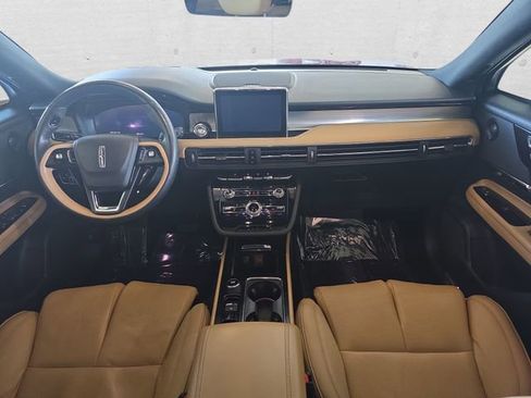 Used 2022 Lincoln Corsair Reserve w/ Equipment Group 201A AWD/4WD image 9