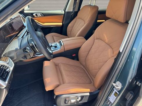 Certified 2025 BMW X7 xDrive40i AWD/4WD image 10