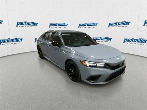 Used 2023 Honda Civic Sport image 2